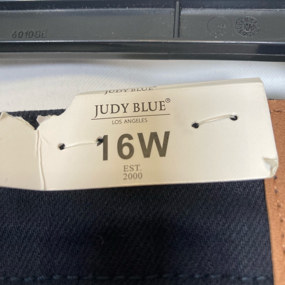NWT Judy Blue “In the Navy” High Waist Wide Leg Cropped Denim Jeans Sz 16W - Picture 6 of 14
